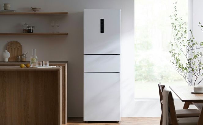 冷蔵庫 冷凍冷蔵庫 アイリスオーヤマ IRSN-HF24A-W ホワイト 3ドア 冷蔵 冷凍 ソフト冷凍 冷凍室 235L 自動霜取り 一人暮らし 二人暮らし 新生活