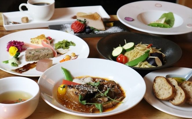 2つのジビエの旨味「鹿と猪の煮込みハンバーグ 3個 （ギフトボックス入り）」