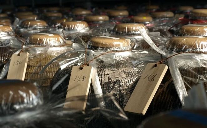 琉球泡盛 琉球パック 30度 1800ml×24 セット 泡盛 焼酎 地酒 お酒 ギフト 年内発送 沖縄市 / 新里酒造株式会社[BCAS031] 