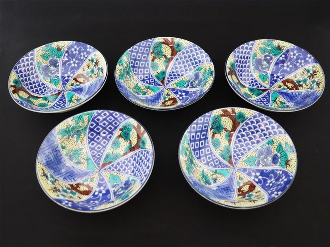 九谷焼　4.8号小鉢揃　吉田屋松竹梅 （5枚セット）a01 食器 キッチン雑貨 キッチンアイテム 雑貨 小物 お皿 小皿 食卓 テーブルコーディネート 