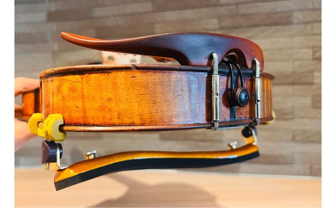 ヴァイオリン肩当て 　木目調　 SUZUKIオリジナル 232238_AD84