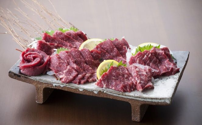 馬刺し 熊本 霜降り 馬刺 特選霜降り 中トロ 500g ブロック ユッケ 100g セット 熊本直送 国内肥育 馬肉 肉 お肉 冷凍 国産 又は カナダ産 配送不可:離島 