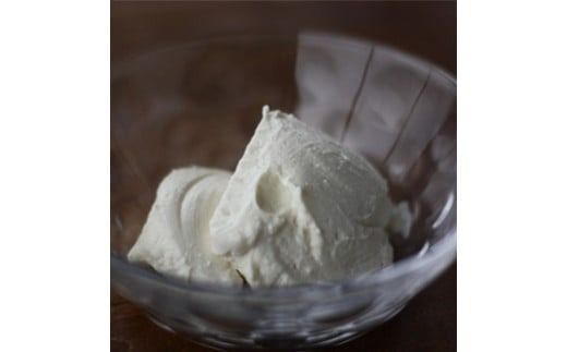 とうふ屋元勢 ちーず豆腐 6個セット / 豆乳 とうふ チーズ 蒜山 岡山県 真庭 人気 ヘルシー 甘さ控えめ やさしい 詰め合わせ 豆腐屋 元勢 チーズ豆腐 スイーツ デザート 生菓子 ヘルシー 新感覚 豆乳 生クリーム 食品 食べ物 豆腐加工品 チーズデザート 【配送不可地域：北海道／沖縄県／離島】 motose05 【jujy033-01】