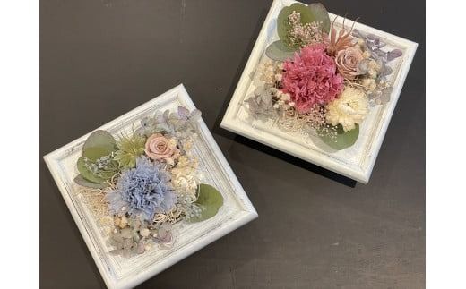 【母の日ギフト】カーネーションを使ったフラワーアレンジメント（ブルー）　H143-020