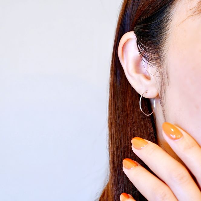 Pt900 プラチナ 地金 パイプ フープ 定番 ピアス（直径20mm) 保証書付 KO-0078 SWAD105