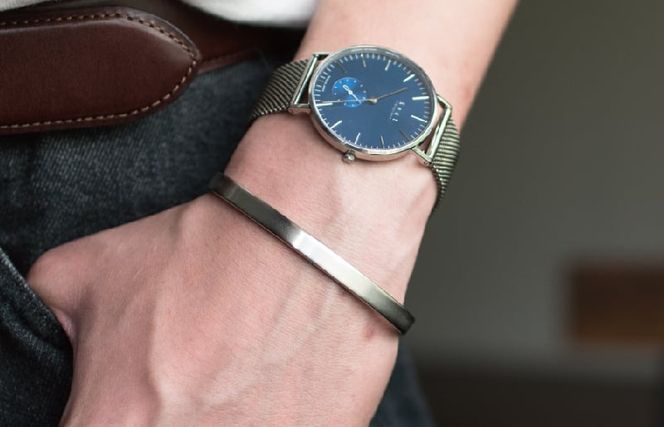 G2828 バングルPRESS シルバーカラー