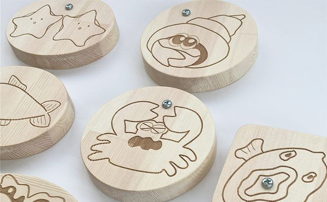 さかなつり (かに) 7種類の海の生き物たちと釣り竿のセット 木製 おもちゃ 知育 インテリア プレゼント 贈り物