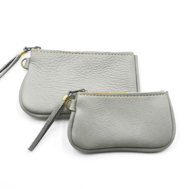 益子の革工房maharoのファスナーコインケース・カードケースセット　ライトグレー｜栃木県 益子町 ふるさと納税 コインケース カードケース 2個セット 牛革 手作り（AX133-4）