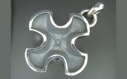 Triple cross pendant