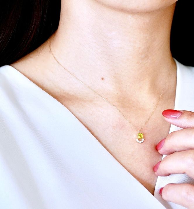 【ジュエリー】K10 イエローゴールド ペリドット ペンダント ネックレス 保証書付 SMK-5221 242-013-e