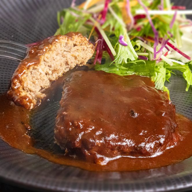 肉 あずま牛 ハンバーグ濃厚デミグラスソース 180ｇ×1 R039-001