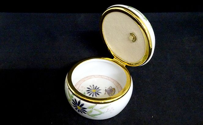 九谷焼オルゴール　花と虫 a05 焼き物 民芸品 工芸品 雑貨 