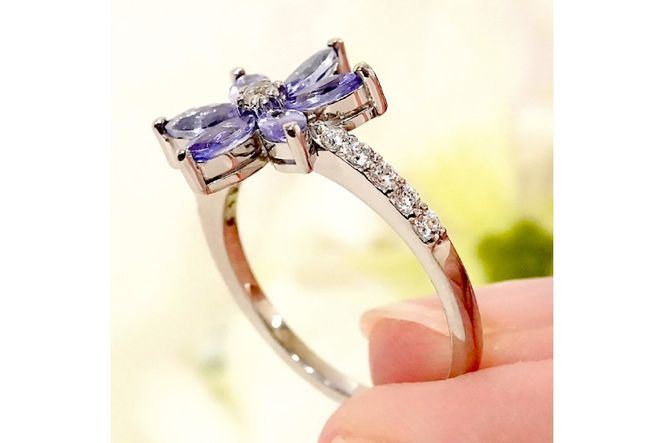 指輪 プラチナ Pt900 タンザナイト マーキス フラワー ダイヤモンド 0.17ct レディース 5〜16号 花 カラーストーン 誕生石 ジュエリー 【 f301-ta-pt 】 [オーダーメイドジュエリーメイ 山梨県 韮崎市 20745621] リング 大人ジュエリー プラチナリング デザインリング