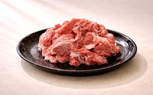 定期便 松阪牛 小間切れ 600g × 6か月 ( ～12月末受付／翌年3月から毎月発送 ) ( 牛肉 ブランド牛 高級 和牛 国産牛 松阪牛 松坂牛 定期便 牛肉定期便 全6回 小間切れ こま切れ 細切れ 切り落とし 牛肉 牛丼 肉じゃが すき焼き 小分け 牛肉 冷凍 人気 おすすめ 三重県 松阪市 ) 【002362】