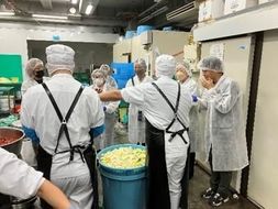 川崎名物キムチ専門店『おつけもの慶』工場見学およびキムチづくりと特別なランチ体験クーポン(1名様分)　慶キムチのカレー1パックお土産付 【kw0071-0007】