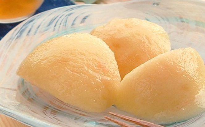 桃 2026年 先行予約 清水白桃 3玉 合計約900g（1玉約300g） 白桃 もも モモ 岡山県産 国産 フルーツ 果物 ギフト 桃茂実苑 果肉 