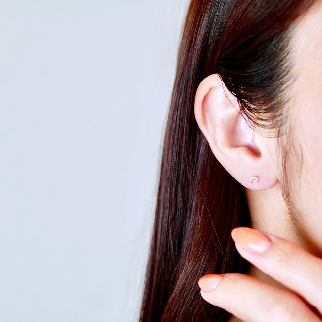 【ジュエリー】K18 イエローゴールド 一粒石 ホワイトトパーズ ピアス  保証書付 KO-0031 242-006-b