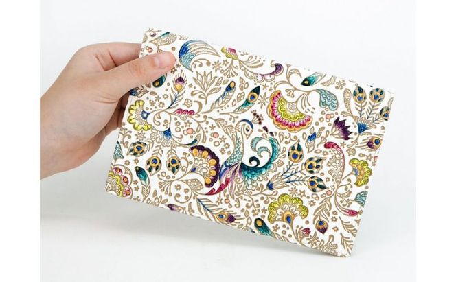 【文庫屋大関】パーソナルホルダー　孔雀【皮革工芸品】 民芸品 雑貨 日用品 ファイル 多用途 牛革 