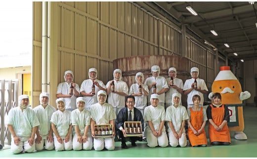 ≪お試し≫【白だしの元祖】七福醸造の特選料亭白だし1本 レシピ冊子付き 時短料理 本枯節 どんこ 昆布 調味料 白だし セット 厳選素材 万能 ロングセラー 出汁 だし 旨味 和食 煮物 卵料理 お吸い物 麺類 炒めもの 揚げ物 太鼓判 時短料理 料理 トライアル H001-119
