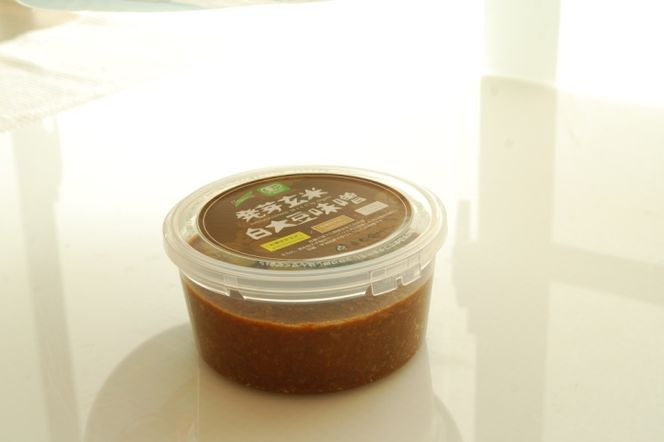 【定期便6か月】有機 発芽玄米白大豆味噌 400g×6回　京都・喜右衛門 〈 定期便 みそ 味噌 有機 有機JAS認証 オーガニック 生みそ 天然醸造 発酵食品 調味料 〉