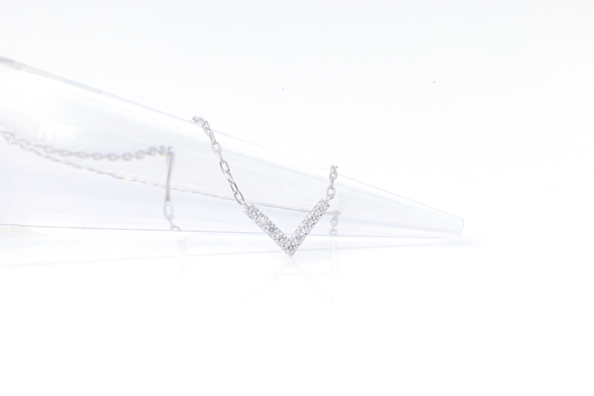 ダイヤモンド ネックレス V 0.1ct プラチナ ジュエリー ダイヤ PT 山梨 H-4862 SWCI017-pt