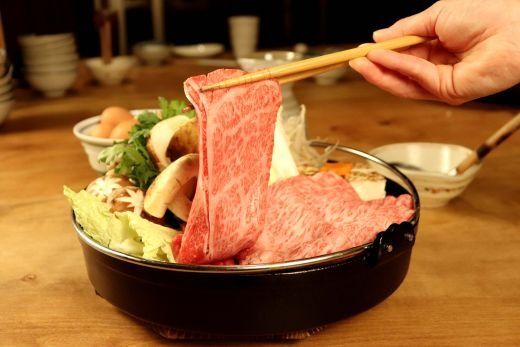 [A5等級] 飛騨牛 霜降り 牛肉 すき焼き ・ しゃぶしゃぶ 用 肩ロース 3kg ( 1kg ×3P)｜すき焼き 黒毛和牛 和牛 すき焼き肉 しゃぶしゃぶ肉 しゃぶしゃぶ ブランド牛 牛肉 牛 肉 お肉 ビーフ ロース すき焼肉 すき焼 冷凍 冷凍配送 岐阜 岐阜県 瑞穂市 ※離島への配送不可