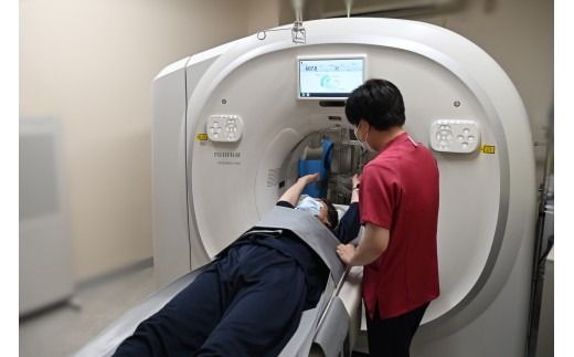 小林記念病院人間ドック（プレミアムコース）利用券 1名様分 CT検査 骨密度 脳ドック 健診 健康診断 健康 脳 内臓 骨 脳疾患 生活習慣病 券 チケット ギフト 贈り物 愛知県 碧南市 H203-001