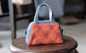 ヤシラミ花織 ランチポーチ 格子モダン (水色・オレンジ系織物) ハンドバッグ 手提げバッグ 小さめ おしゃれ レディース 沖縄市 / FABRIC SHOP MINAMI[BCCS001-01]