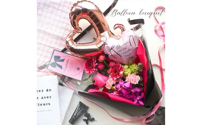 Vivid Balloon ビビッドバルーン 誕生日 花束 生花 ギフト プレゼント 花束 送料無料 フレンチスタイル ブーケ 花 フラワー 誕生日 成人式 卒業祝い 初節句 ひな祭り バレンタイン お返し お母さん 結婚 送別 退職 定年 バラ 薔薇 華やか 上品 ギフト 記念日 お祝い 272230_BG097