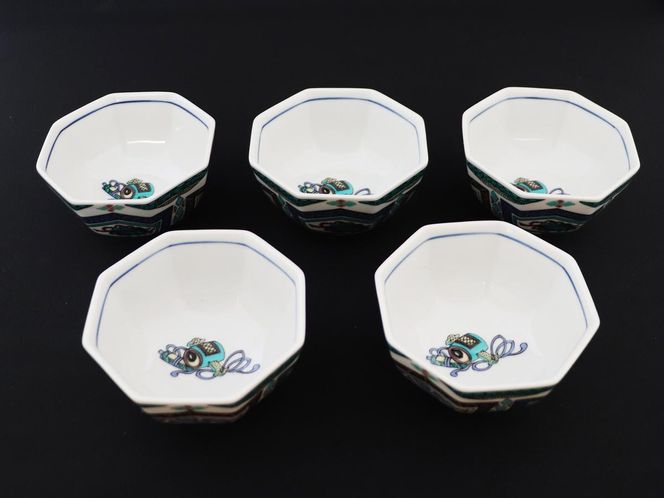 九谷焼　3.2号小鉢揃　古九谷風　 a01 食器 キッチン雑貨 キッチンアイテム 雑貨 小物 お皿 小皿 食卓 テーブルコーディネート 