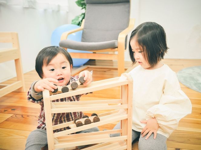 IKONIH ひのきコースター ｜ おもちゃ 子供 こども オモチャ 玩具 プレゼント お祝い 木 出産祝い 安全 オーガニックトイ ファーストトイ 乗り物 電車 ジェットコースター アイコニー