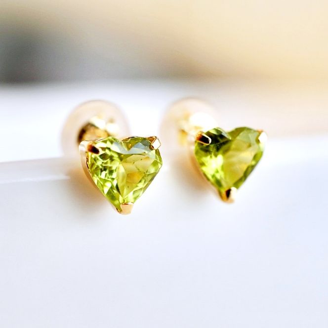 K18 18金 ペリドット ハートシェイプ ピアス 5mm 一粒石 保証書付 KO-0062 SWAD097