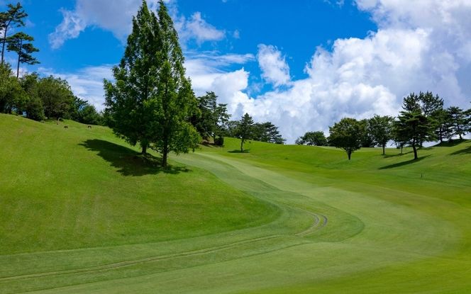 【土日祝日限定】伊賀ゴルフコース ゴルフ1ラウンドプレー券（昼食付き） igag0001