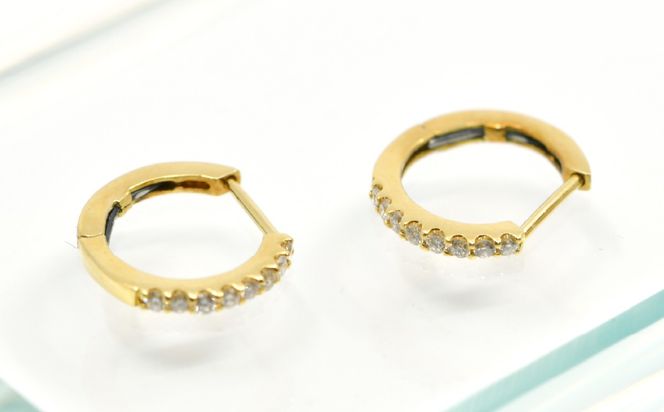 K18ダイヤハーフエタニティ中折れバネ式ピアス0.2ct　A4624 260-006