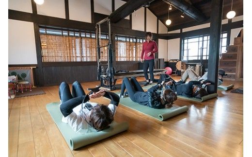 はちたび「ピラティス×八幡山トレッキング」【HP02W】（滋賀県　近江八幡市）