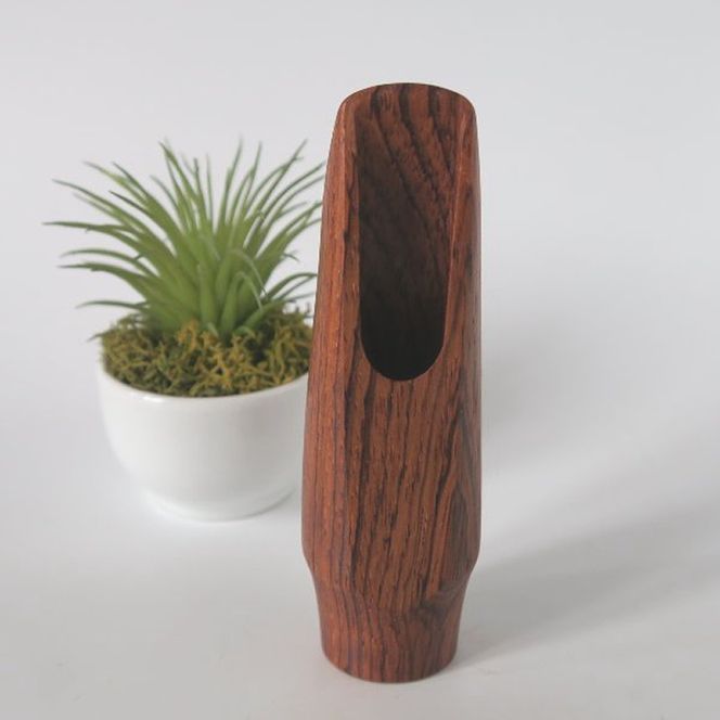 木製マウスピース（アルトサックス） ローズウッド ［195S08］ 木製マウスピース アルトサックス 木製 木材 マウスピース アルト サックス 音の輪郭 ハッキリ 鳴性が高い 表面が美しい 強度が高い 温か味 サウンド クラシック JAZZ 製品保証 愛知県 小牧市 送料無料