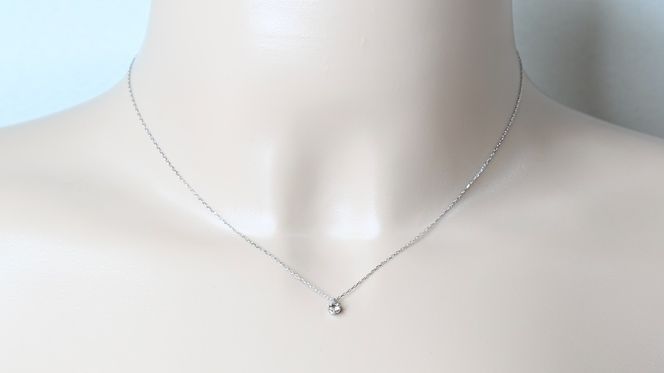 プラチナ900　天然ダイヤモンド0.30ｃｔ　爪留めネックレス FNP-4 250-004