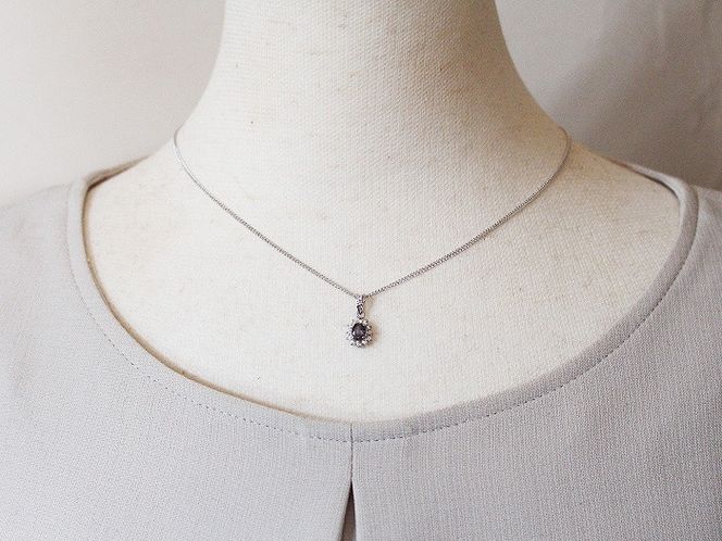 カラーチェンジガーネット ペンダント 0.5ct K10WG  （13403）　BR-39