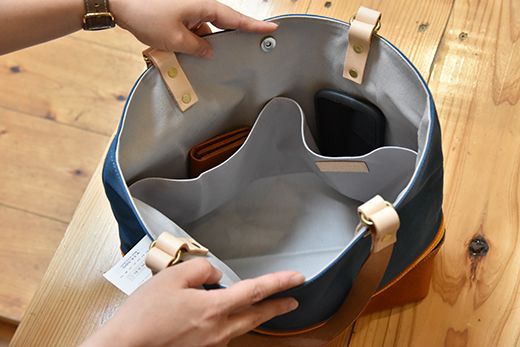 ハンドメイド　八幡帆布鞄トートバッグ・名入れ可能　Mサイズ【CC01W】（滋賀県　近江八幡市）