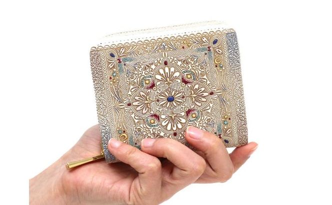 【文庫屋大関】二つ折りファスナーミニ財布 夢幻のタピ【皮革工芸品】財布 二つ折り 小物 お札 カード 小銭 コンパクト 牛革 手作り 日本製 墨田区 東京都