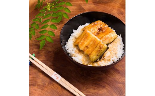 国産うなぎの蒲焼2尾 約200g×2 料亭 明月楼 乾燥青山椒付き 贈り物 土用の丑の日 うなぎの蒲焼き うなぎ ウナギ 鰻 蒲焼き うな丼 うな重 魚  土用の丑の日 日本製 国産 復興 震災 コロナ 能登半島地震復興支援 北陸新幹線 F6P-2039