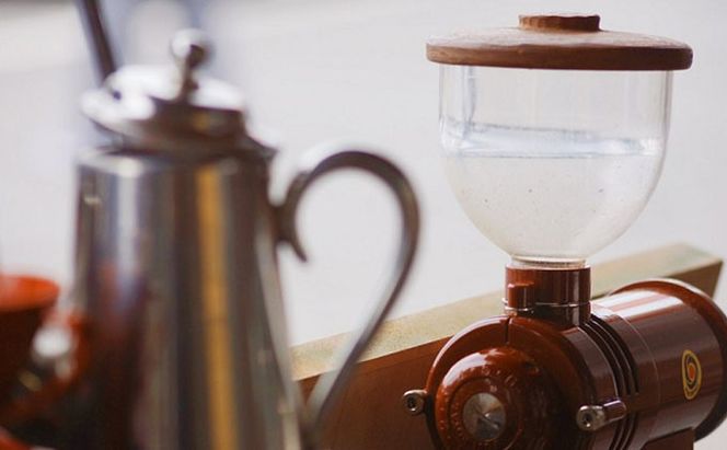 【メール便】 スペシャルティ コーヒー 2種の飲み比べセット（200g×2種）【豆or粉】 飲料類 飲み物 フルーツ感 ビター チョコレートのよう コーヒー飲み比べ 