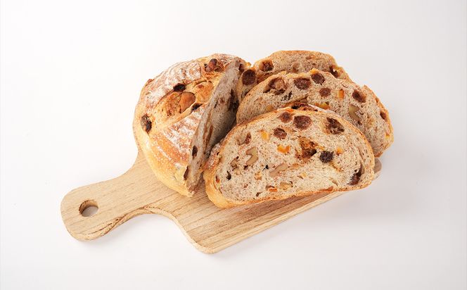 行列ができるパン屋さん！元ホテルシェフが作る3種のパン 食パン：生食パン：フルーツのカンパーニュ をお届け！ ［KG36］ 303446_XM90036