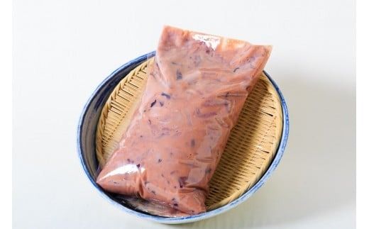 いかの塩辛 1kg 真いか 胴肉のみ 使用 低温熟成 鮮度 食感がいい いかの旨味 いか 塩辛 いか塩辛 魚介類 おつまみ おかず ごはんのお供 珍味 お取り寄せ お取り寄せグルメ 北海道 函館市_HD010-004