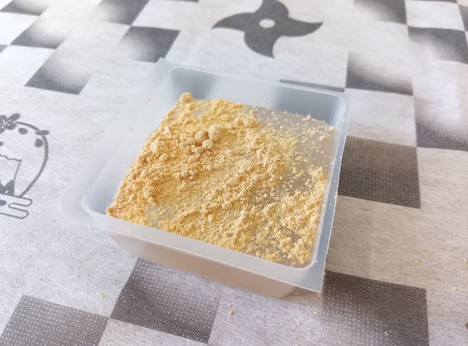 生わらび餅専門店「絆わらび餅」のとろ～り食感の生わらび餅