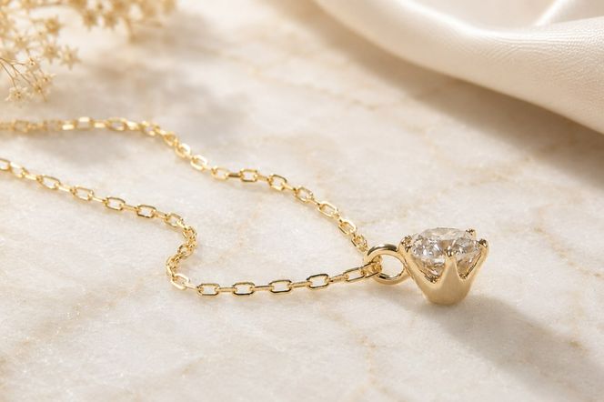 K18YG【0.20ct】６本爪一粒ダイヤモンドペンダントネックレス EmN0171-18Y SWCJ017-b