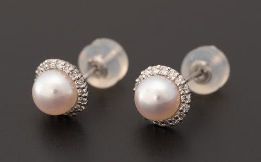 【真珠】【希望の光 ･大人シンプルモダン】5.2mm アコヤ真珠ピアス K18  P-185