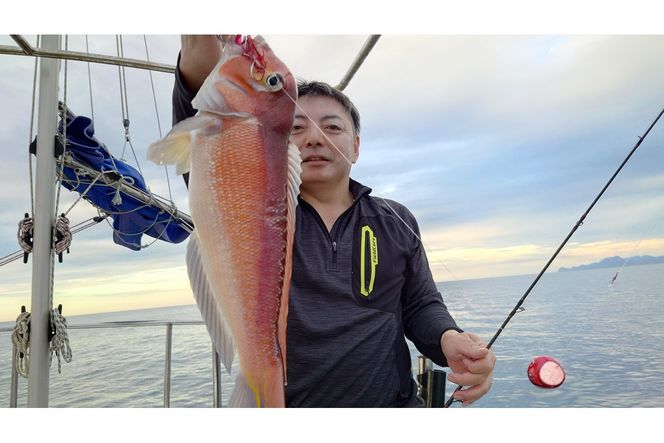 チャーター 遊漁船 GLANZ グランツ　夜便4名様乗船チケット チャーター 遊漁船 ジギング タイラバ 釣り 観光 京都 ふるさと納税 チケット 遊船 丹後 久美浜 湾 日本海 体験チケット 釣り 体験 スポーツ アウトドア あうとどあ　GL00011