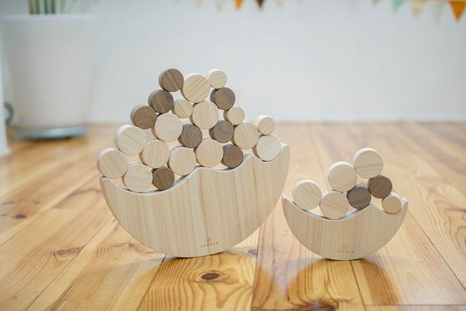 IKONIH ジャンボなみのりバブル ｜ おもちゃ 子供 こども オモチャ 玩具 プレゼント お祝い 木 出産祝い 安全 オーガニックトイ ファーストトイ さいころ 積み木 アイコニー