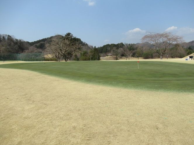思い川ゴルフ倶楽部 ゴルフ場利用券【2,500円分】